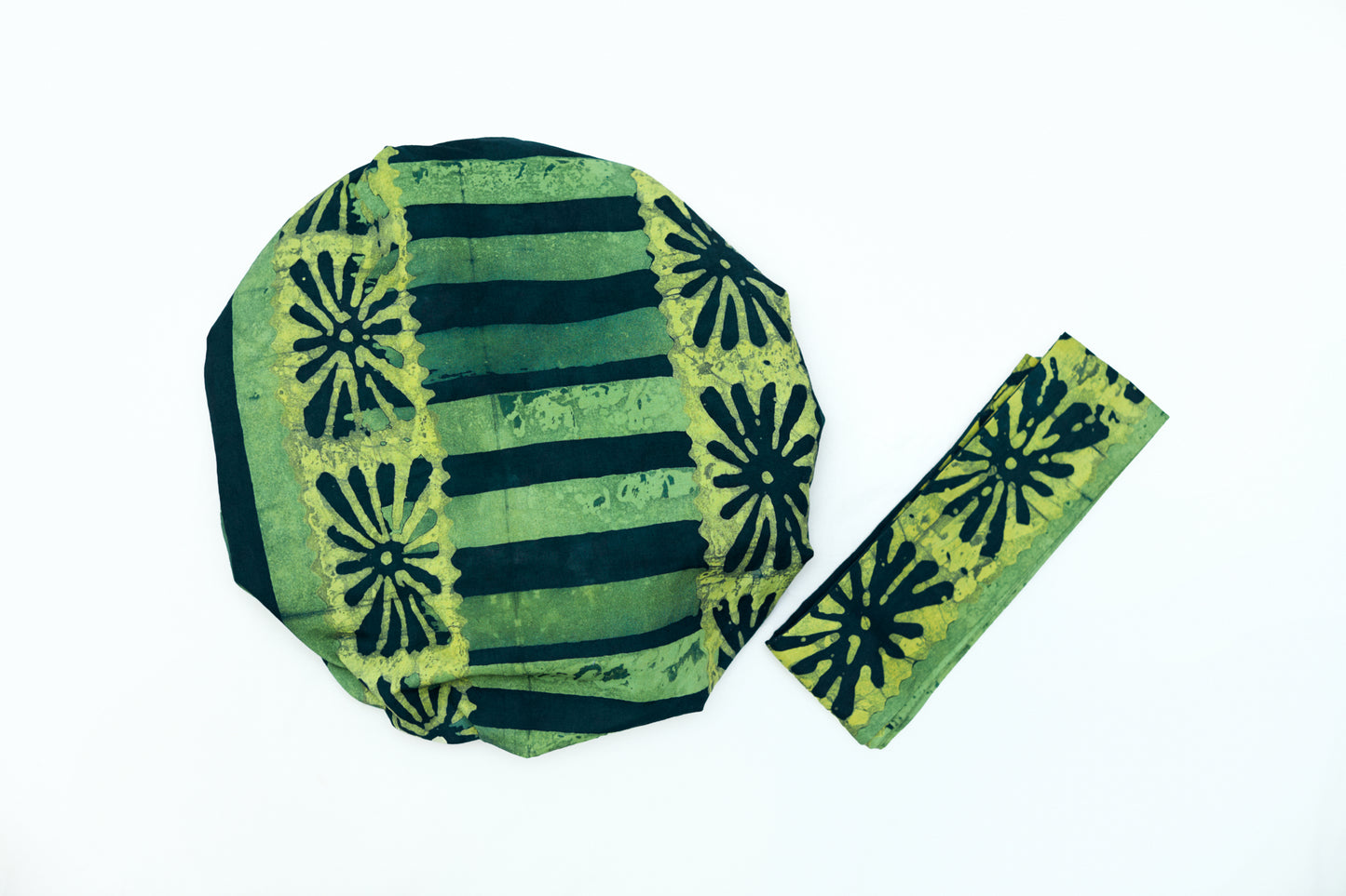 Sandy Batik Bonnet With Band