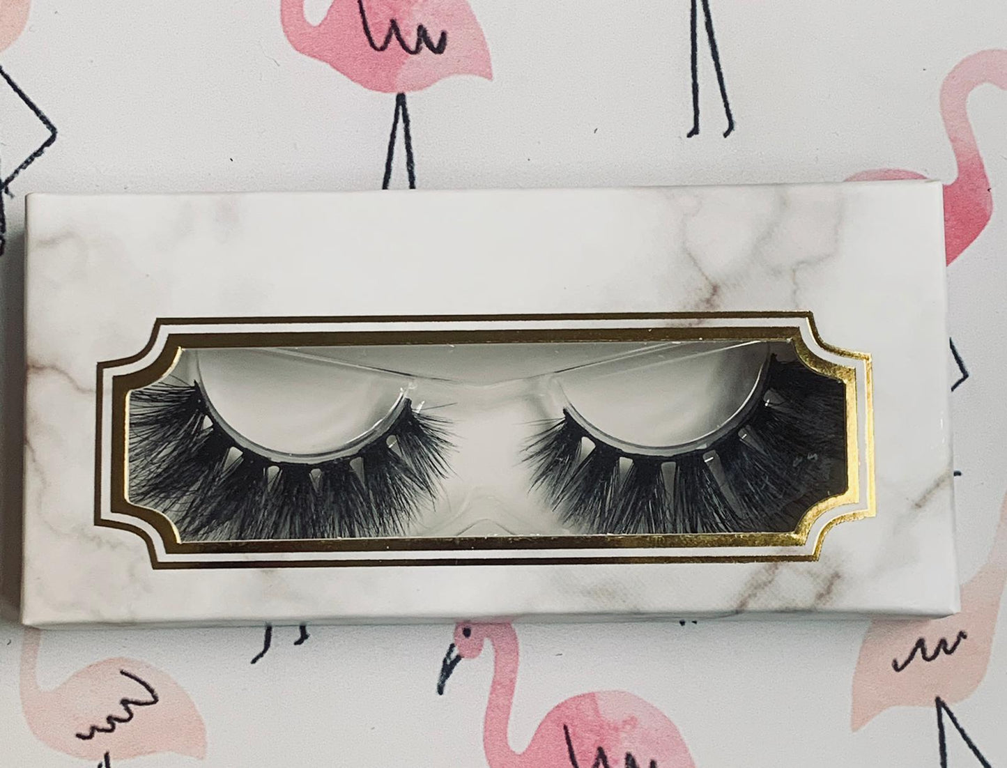 lightweight darlette lashes. Ultra-soft fabulously black full lashes