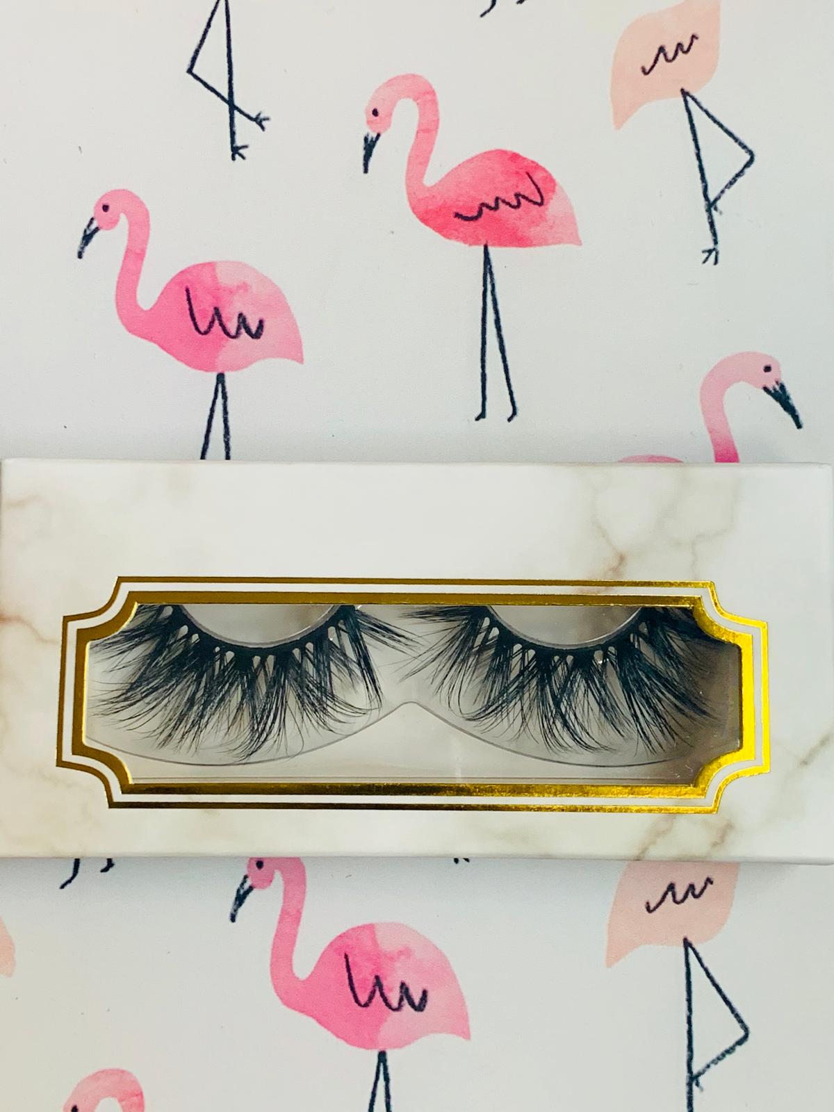 lightweight lashes. Ultra-soft fabulously black full lashes