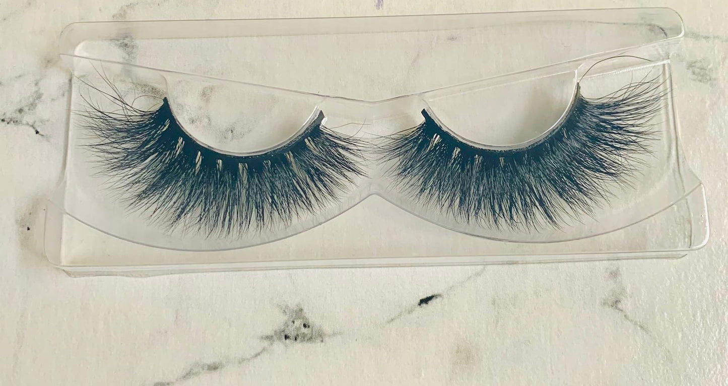 lightweight fluff lashes. Ultra-soft fabulously black full lashes
