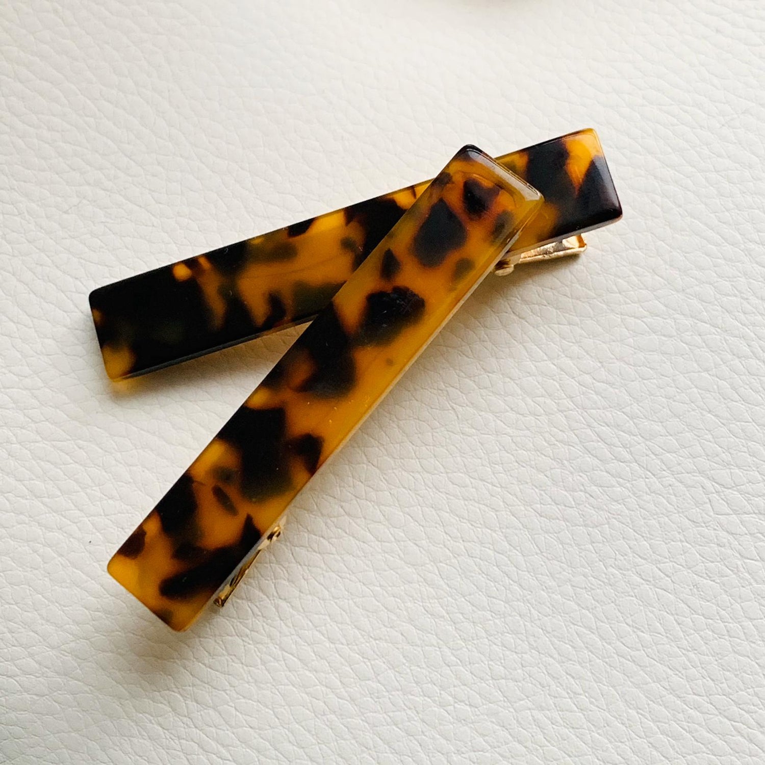 2 Piece Yellow And Black No Slip Grip Rectangle Hair Clip
